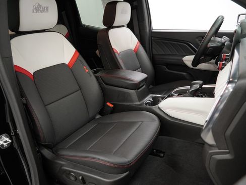 Used 2024 GMC Canyon AT4X w/ AT4X AEV Edition AWD/4WD image 32
