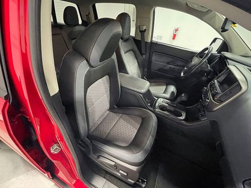 Used 2018 Chevrolet Colorado Z71 AWD/4WD image 27