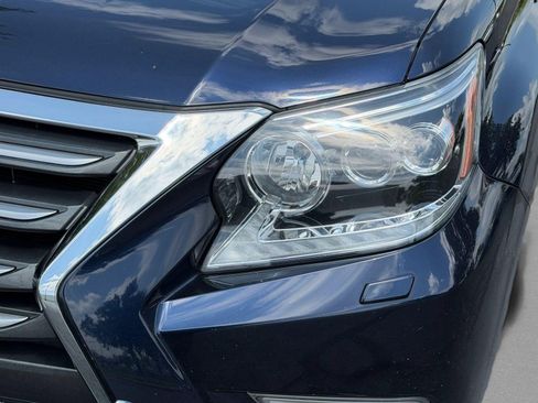 Used 2019 Lexus GX 460 Premium AWD/4WD image 11
