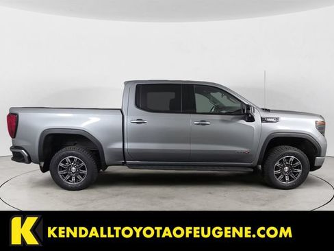 Used 2024 GMC Sierra 1500 AT4 w/ AT4 Premium Package AWD/4WD image 4