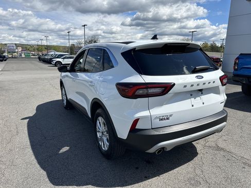 Used 2024 Ford Escape Active AWD/4WD image 12