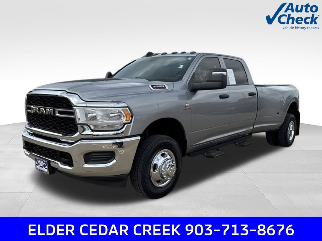 Used 2024 RAM 3500 Tradesman w/ Chrome Appearance Group AWD/4WD image 3