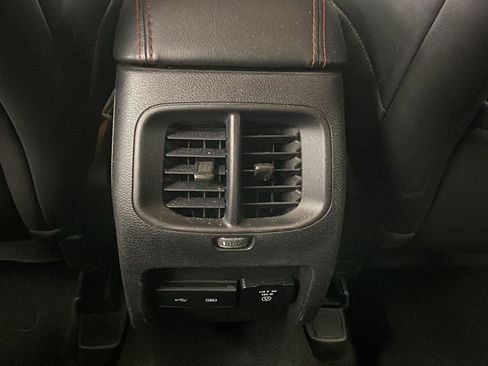 Used 2019 Jeep Cherokee Trailhawk image 20