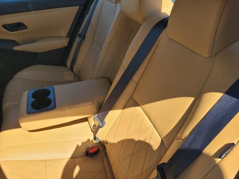 Used 2025 Nissan Sentra SV w/ SV Premium Package FWD image 15