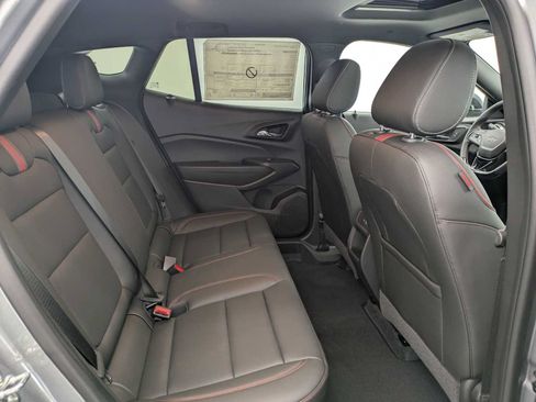 New 2026 Chevrolet Trax RS w/ Sunroof Package FWD image 22