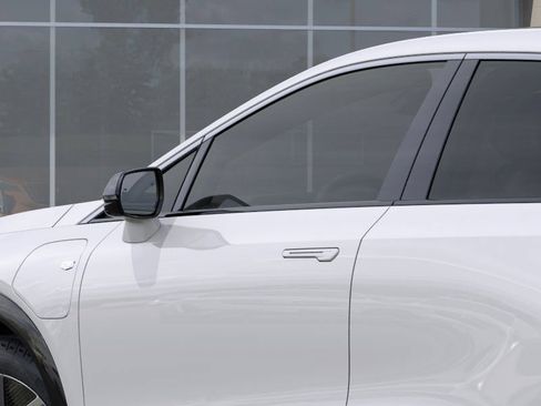 New 2025 Cadillac Optiq Luxury 1 image 12