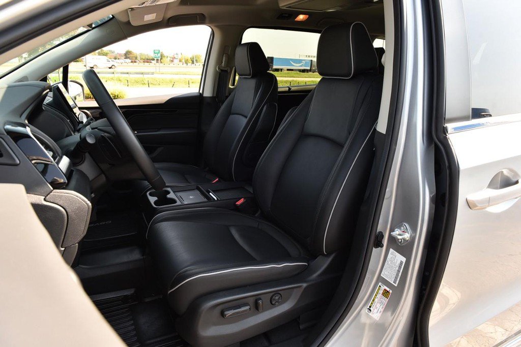 Certified 2026 Honda Odyssey Touring image 21