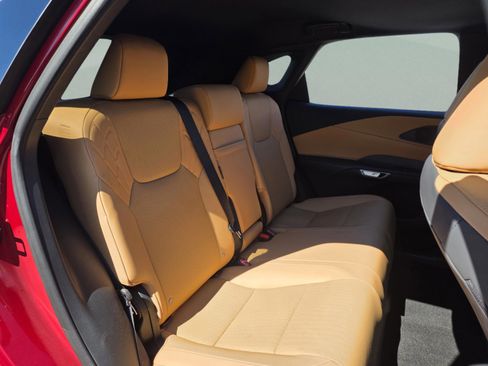 Certified 2025 Lexus RX 350 Premium w/ Accessory Package (Z1) image 28