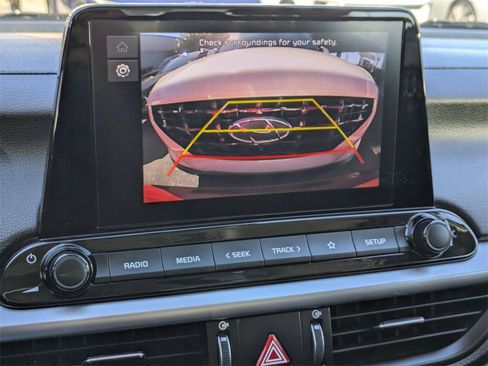 Used 2024 Kia Forte LXS image 16