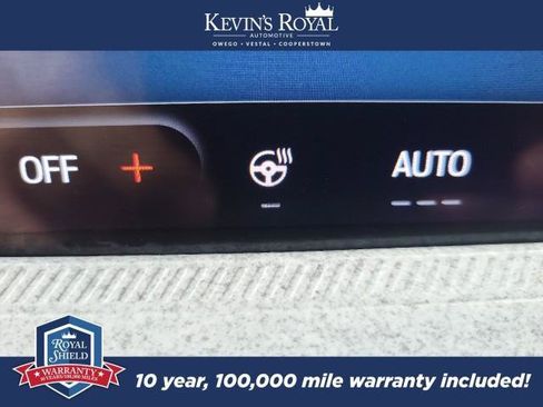 Used 2025 Ford Maverick XLT w/ XLT Luxury Package AWD/4WD image 14