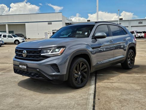 Used 2022 Volkswagen Atlas Cross Sport SE FWD image 10