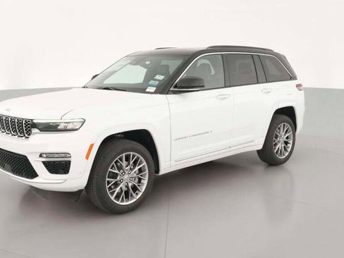 New 2025 Jeep Grand Cherokee Summit image 1