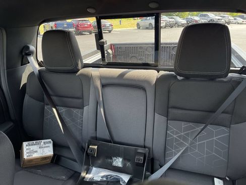 New 2026 Nissan Frontier SV w/ SV Convenience Package AWD/4WD image 21
