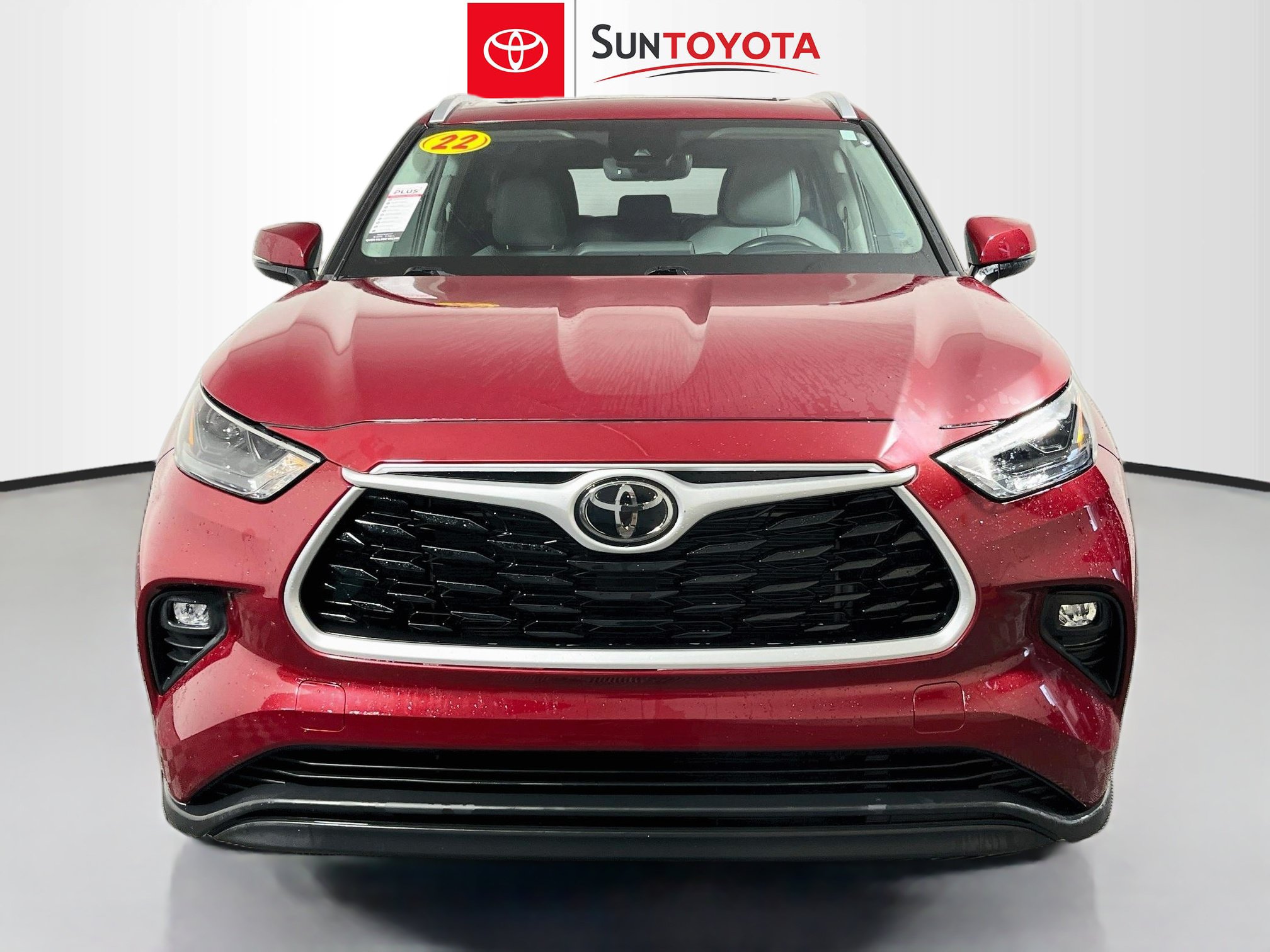 Used 2022 Toyota Highlander XLE FWD image 10