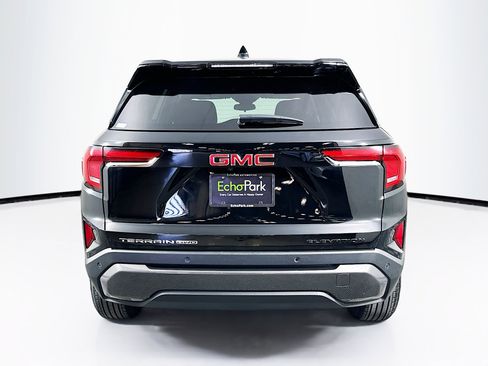 Used 2025 GMC Terrain Elevation image 7