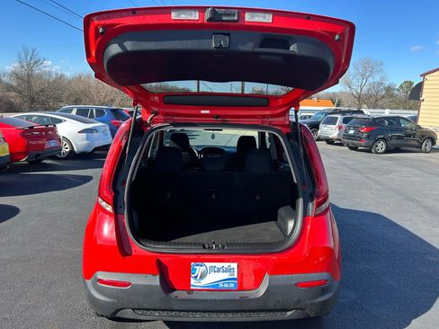 Used 2020 Kia Soul LX image 31