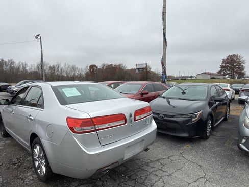 Used 2011 Lincoln MKZ w/ 102A Rapid Spec Order Code image 5