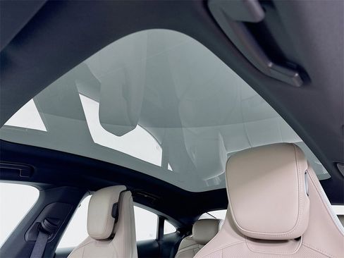 Used 2023 Porsche Taycan image 22