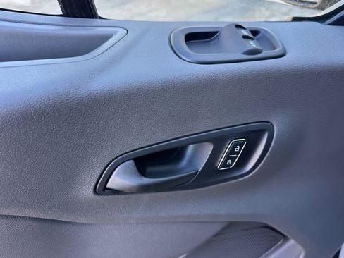 New 2026 Ford Transit 250 148 Medium Roof w/ Load Area Protection Package image 9