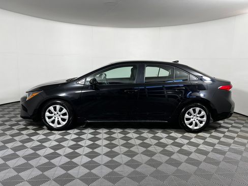 Certified 2024 Toyota Corolla LE FWD image 8
