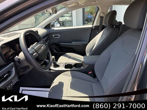 Used 2025 Kia K4 FWD image 29