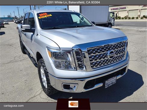 Used 2018 Nissan Titan SV image 1