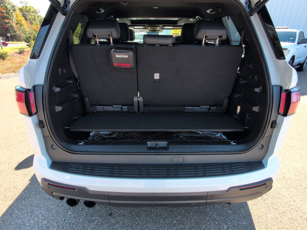 Used 2026 Toyota Sequoia TRD Pro w/ Tow Technology Package AWD/4WD image 13