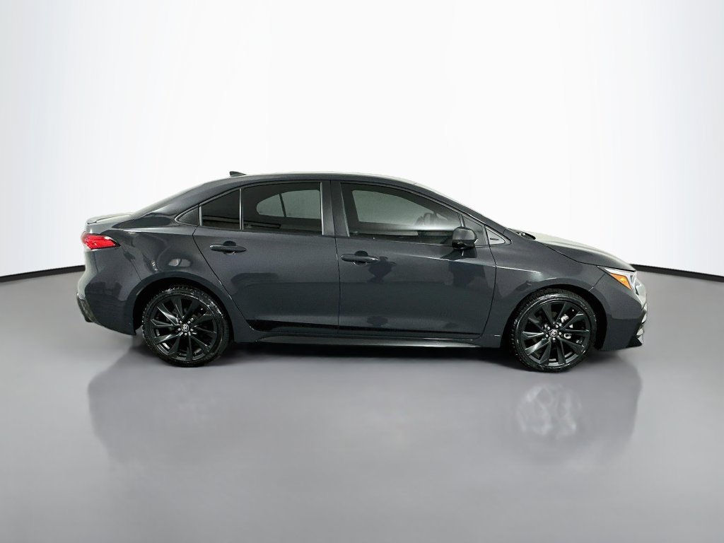 Certified 2024 Toyota Corolla SE FWD image 4