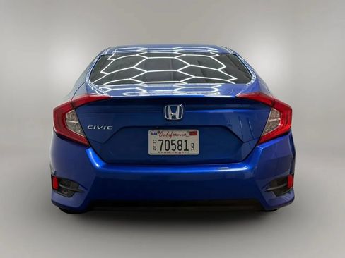 Used 2016 Honda Civic EX image 9