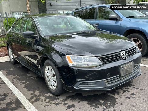 Used 2013 Volkswagen Jetta S FWD image 1