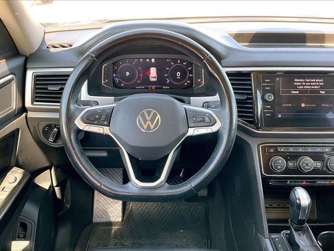 Used 2021 Volkswagen Atlas SEL w/ MDO Package (Bench Seat) image 8