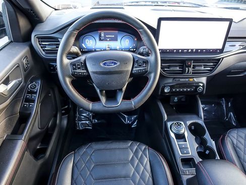 Used 2023 Ford Escape ST-Line Elite w/ Premium Technology Package image 15