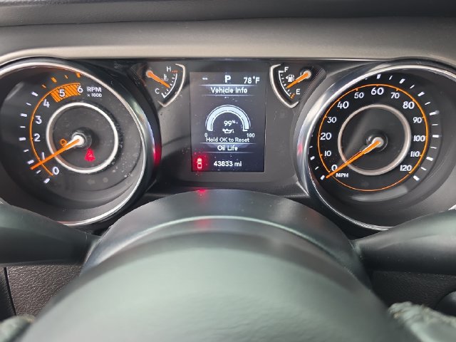 Used 2022 Jeep Gladiator Overland AWD/4WD image 28