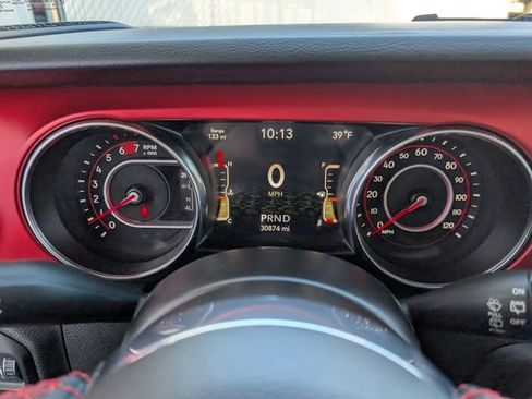 Used 2022 Jeep Wrangler Unlimited Rubicon AWD/4WD image 15