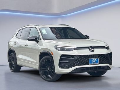 New 2026 Volkswagen Tiguan SE R-Line