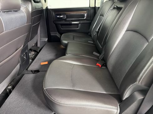Used 2015 RAM 1500 Laramie w/ Convenience Group AWD/4WD image 16
