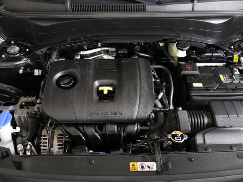 Certified 2024 Kia Seltos EX AWD/4WD image 20