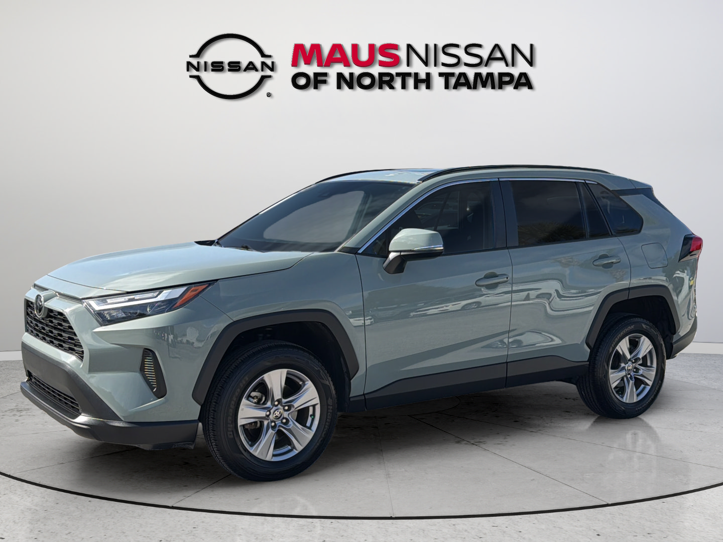 Used 2023 Toyota RAV4 XLE w/ Convenience Package FWD image 5