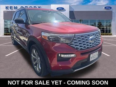 Used 2020 Ford Explorer Platinum w/ Premium Technology Package