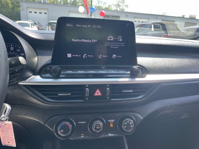 Used 2024 Kia Forte LXS FWD image 22