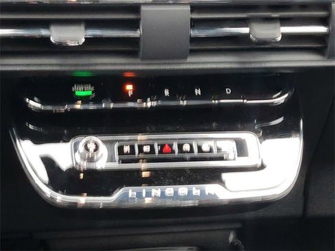 New 2026 Lincoln Corsair Premiere image 28