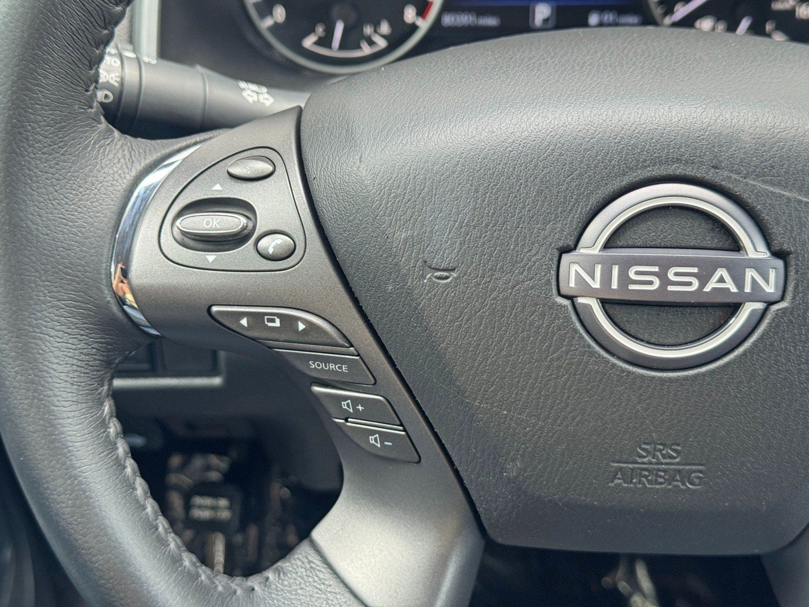 Used 2023 Nissan Murano SV FWD image 19