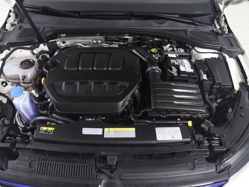Used 2023 Volkswagen Golf R AWD/4WD image 57