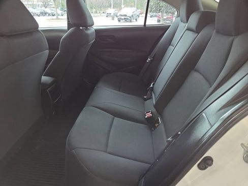 Used 2022 Toyota Corolla LE image 10