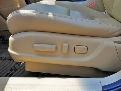 Used 2010 Honda Accord EX-L image 22