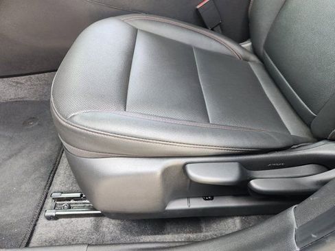 Used 2025 Chevrolet Trax RS w/ Driver Confidence Package image 25