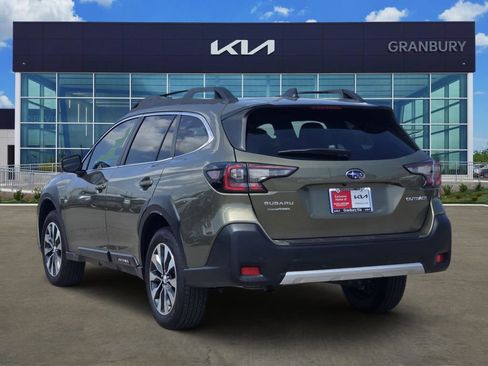 Used 2024 Subaru Outback Limited AWD/4WD image 4