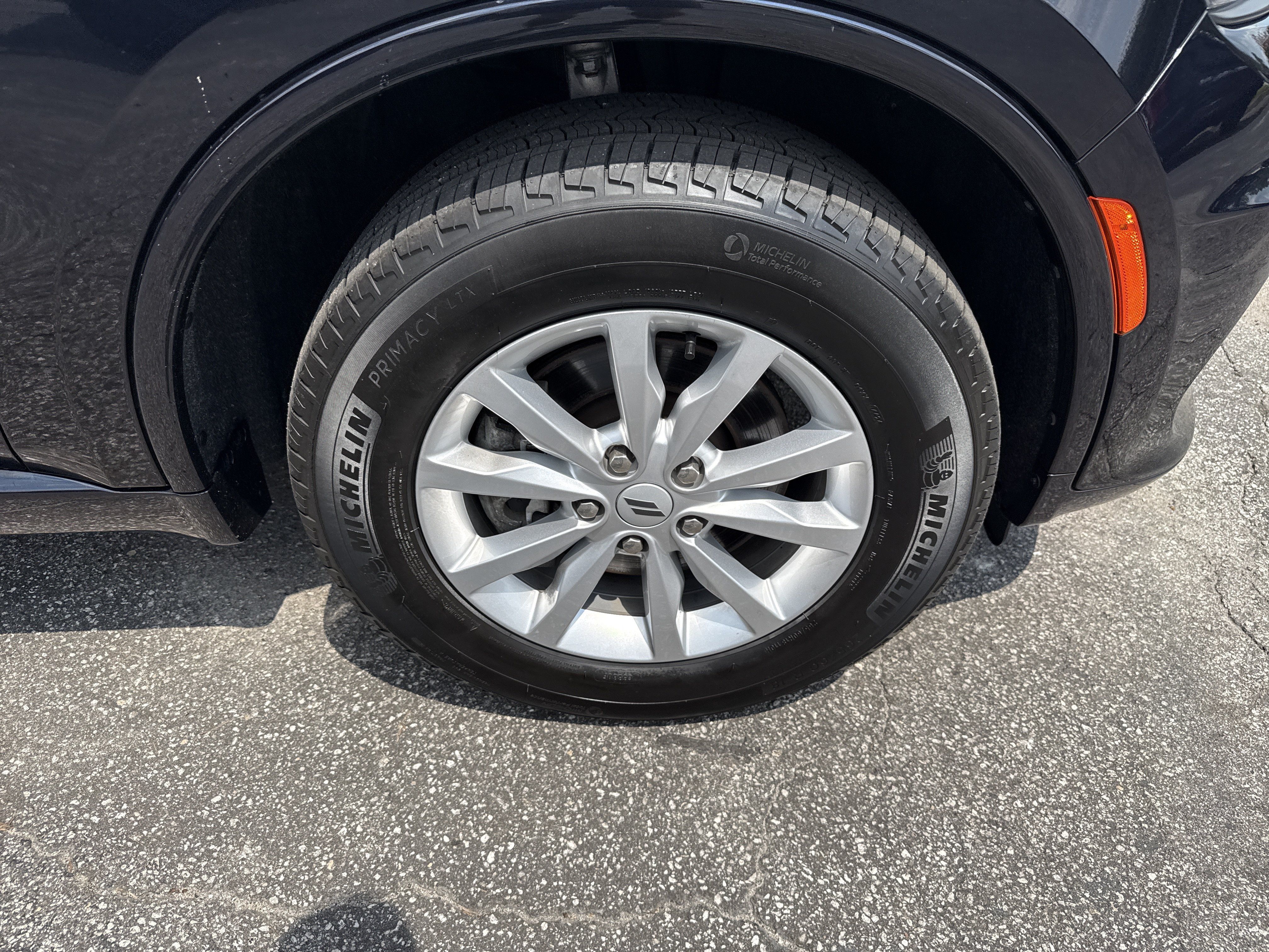 Used 2025 Dodge Durango GT RWD image 12