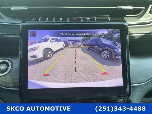 Used 2021 Jeep Grand Cherokee L Limited AWD/4WD image 17
