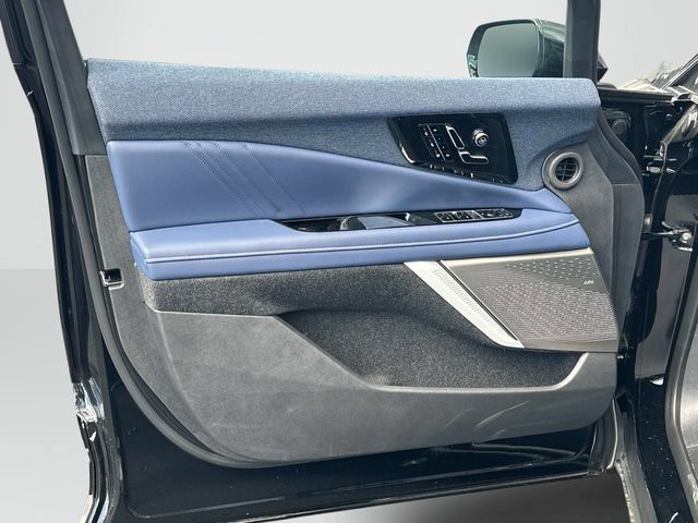 New 2027 Cadillac Optiq Premium Sport w/ LPO, Floor Liner Package AWD/4WD image 8